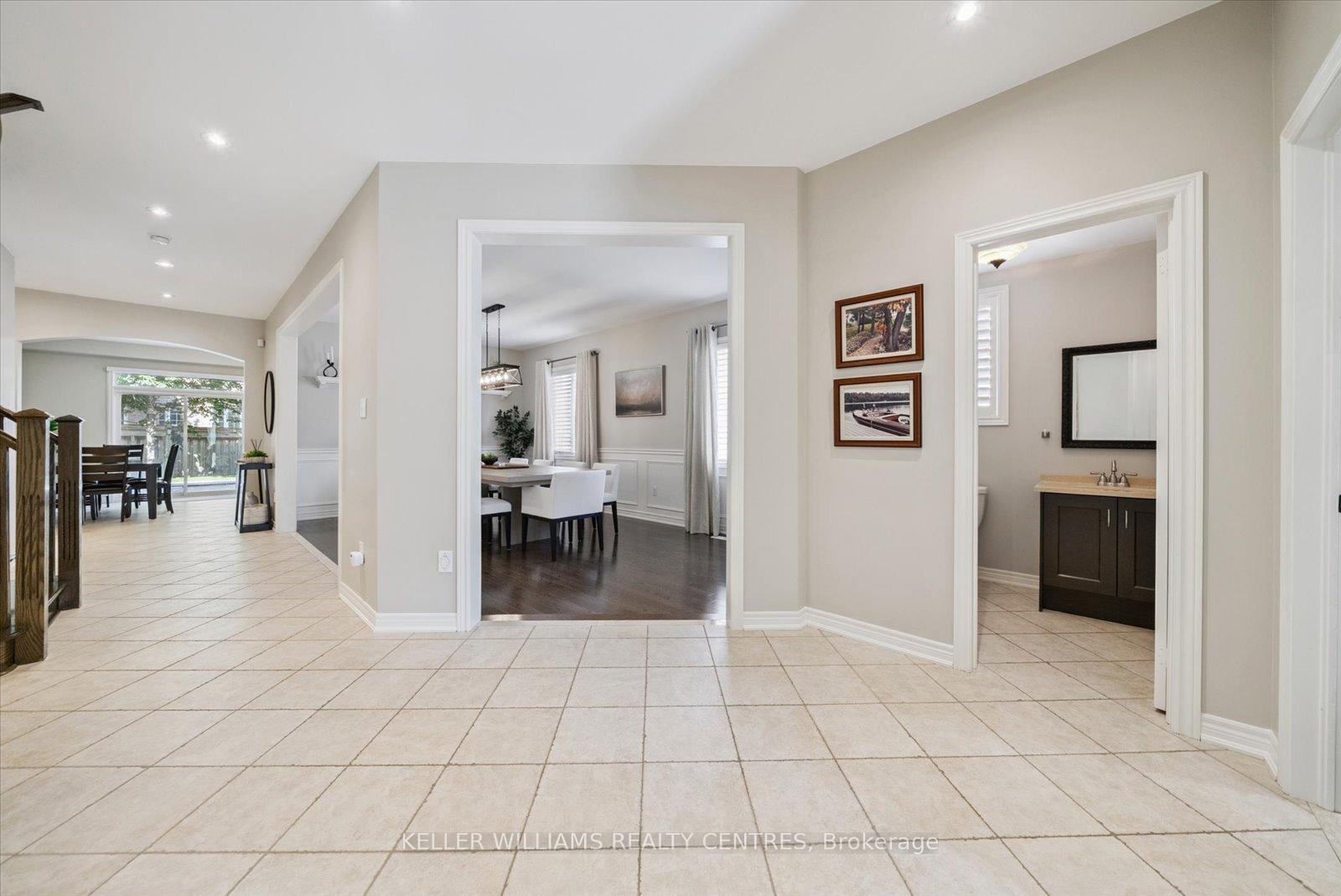 Photo 4 of 72 Pointon Street, Aurora, Bayview Northeast — HOMEH
