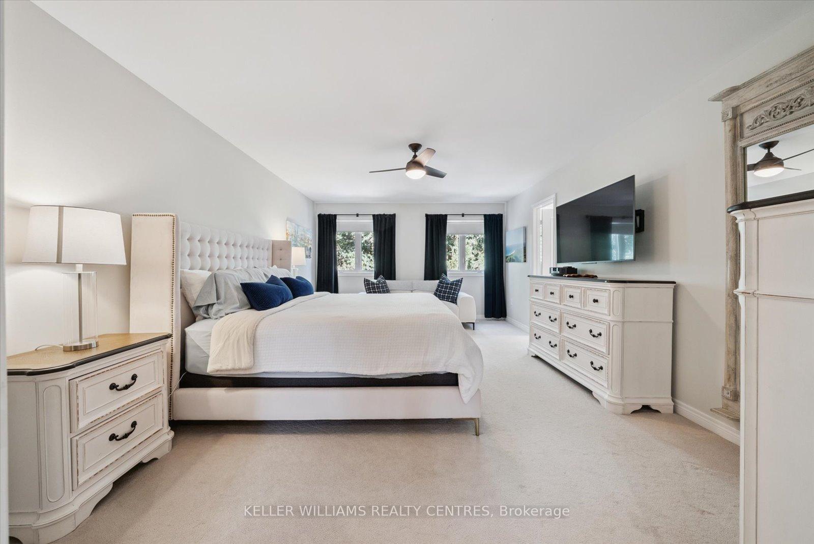 Photo 15 of 72 Pointon Street, Aurora, Bayview Northeast — HOMEH