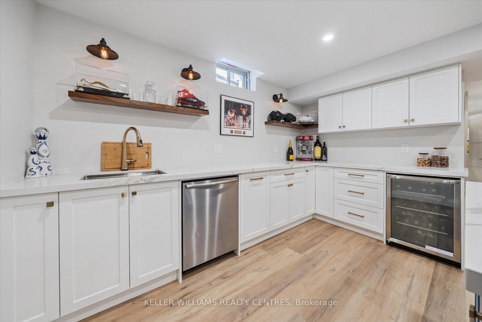 Photo 32 of 72 Pointon Street, Aurora, Bayview Northeast — HOMEH