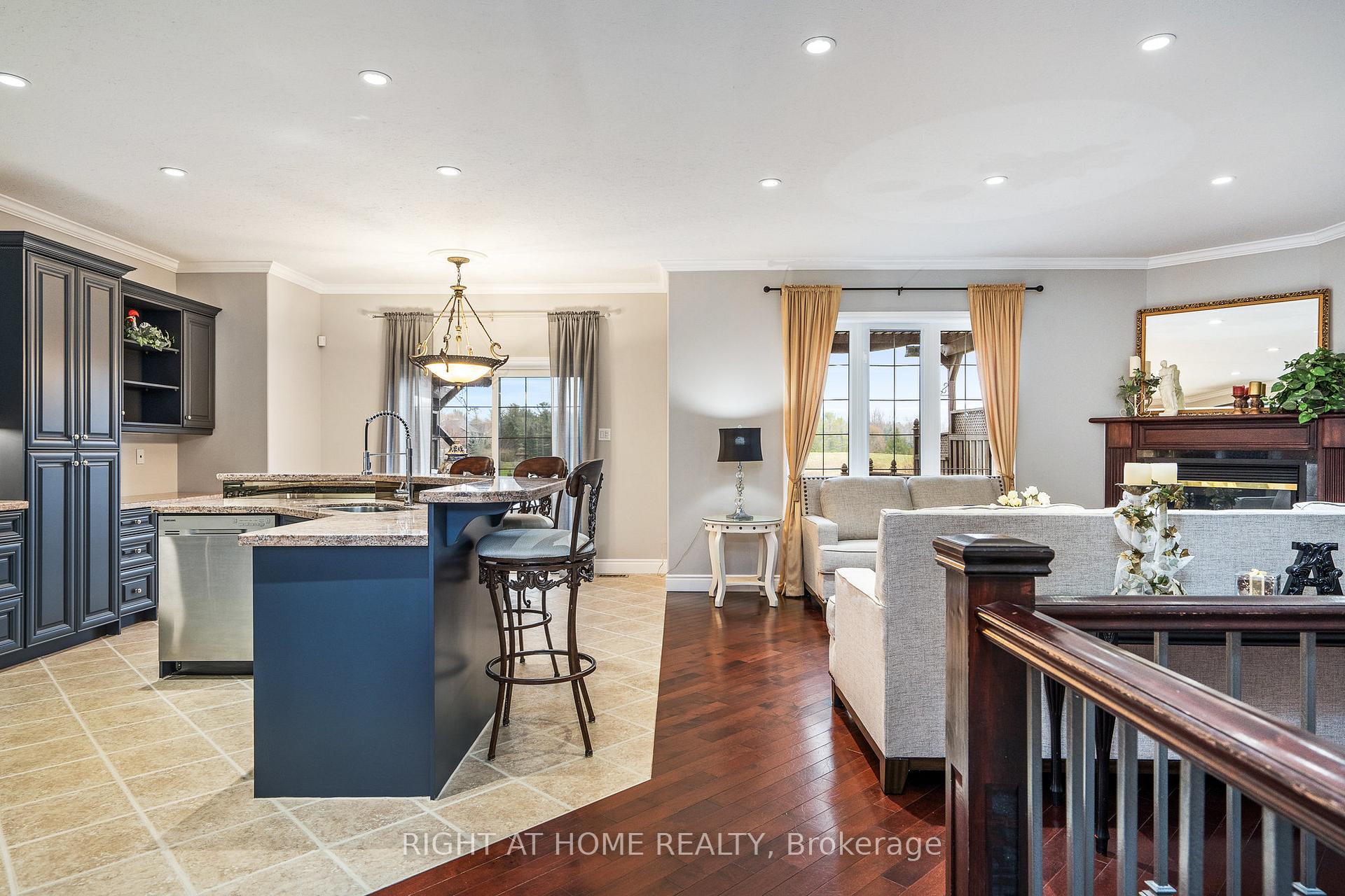 Photo 21 of 16 Deanna Drive, Wasaga Beach — HOMEH