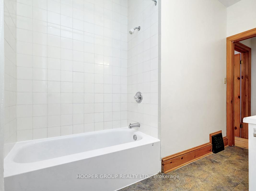 Photo 17 of 190 Primrose Avenue, Ottawa, West Centre Town — HOMEH