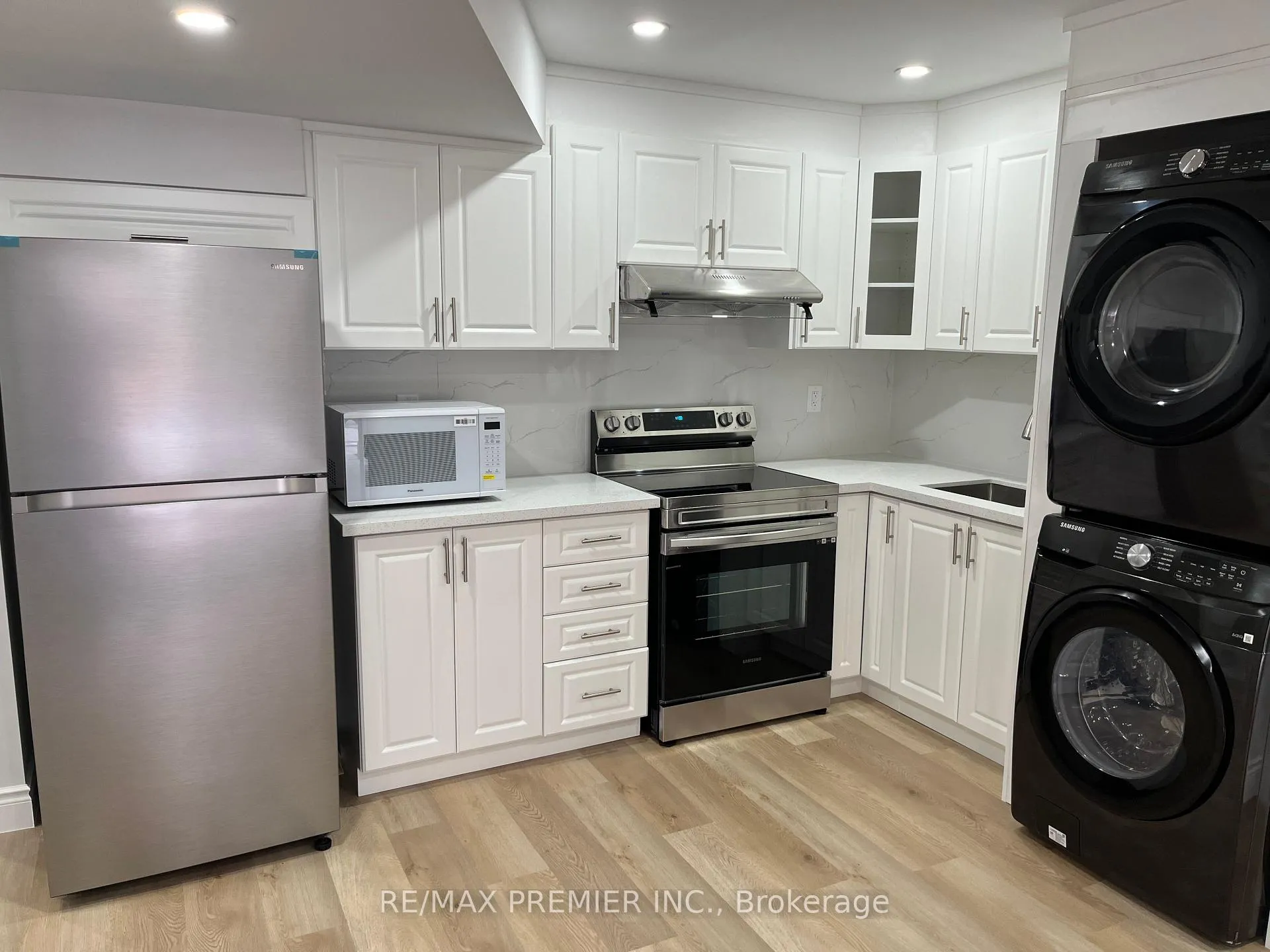 Photo 2 of Unit BSMT, 109 Alistair Crescent, Vaughan, Kleinburg — HOMEH