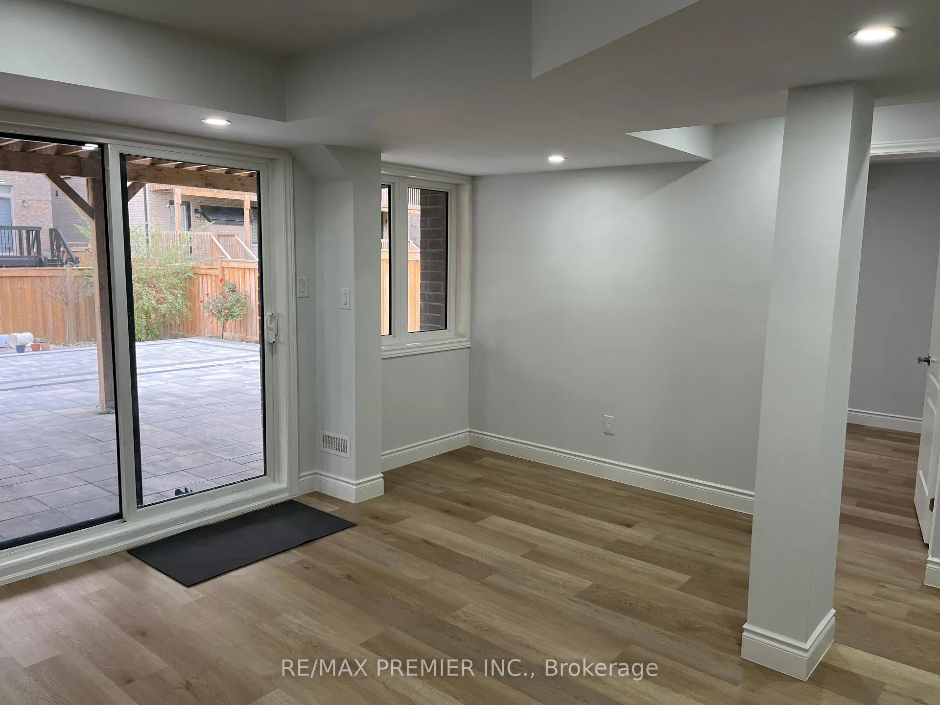 Photo 3 of Unit BSMT, 109 Alistair Crescent, Vaughan, Kleinburg — HOMEH
