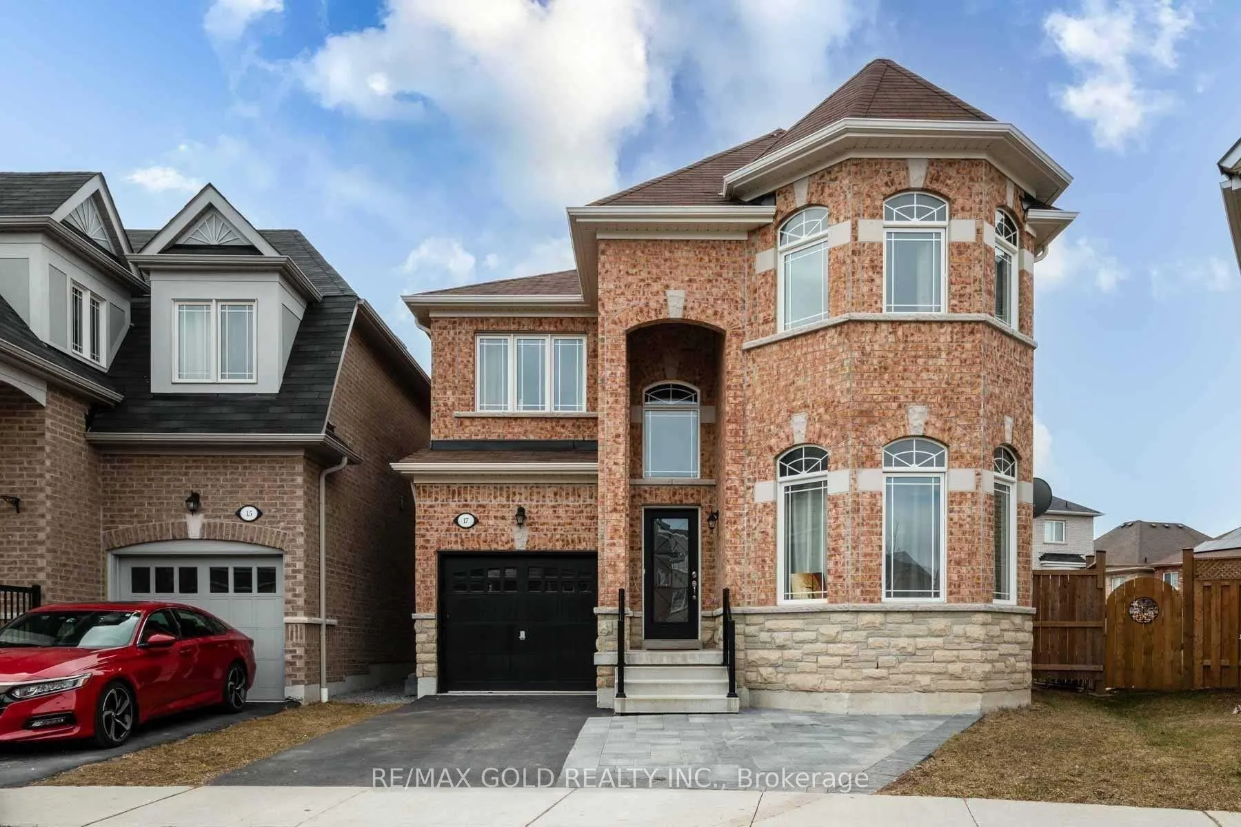 Photo 1 of Unit Bsmt, 17 Bellotti Crescent, Ajax, Northeast Ajax — HOMEH