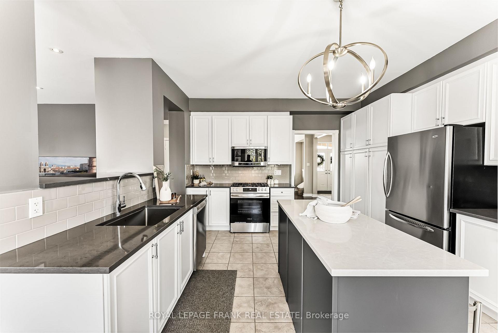 Photo 10 of 49 Joseph Street, Uxbridge — HOMEH