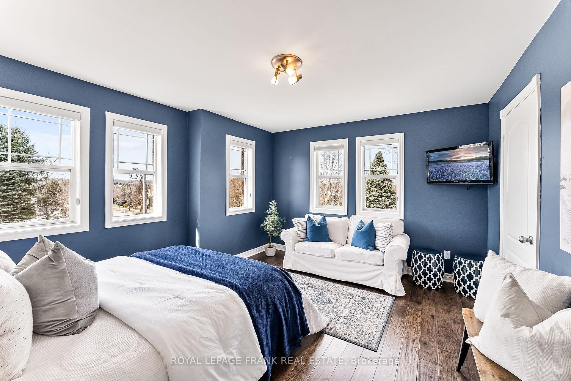Photo 26 of 49 Joseph Street, Uxbridge — HOMEH