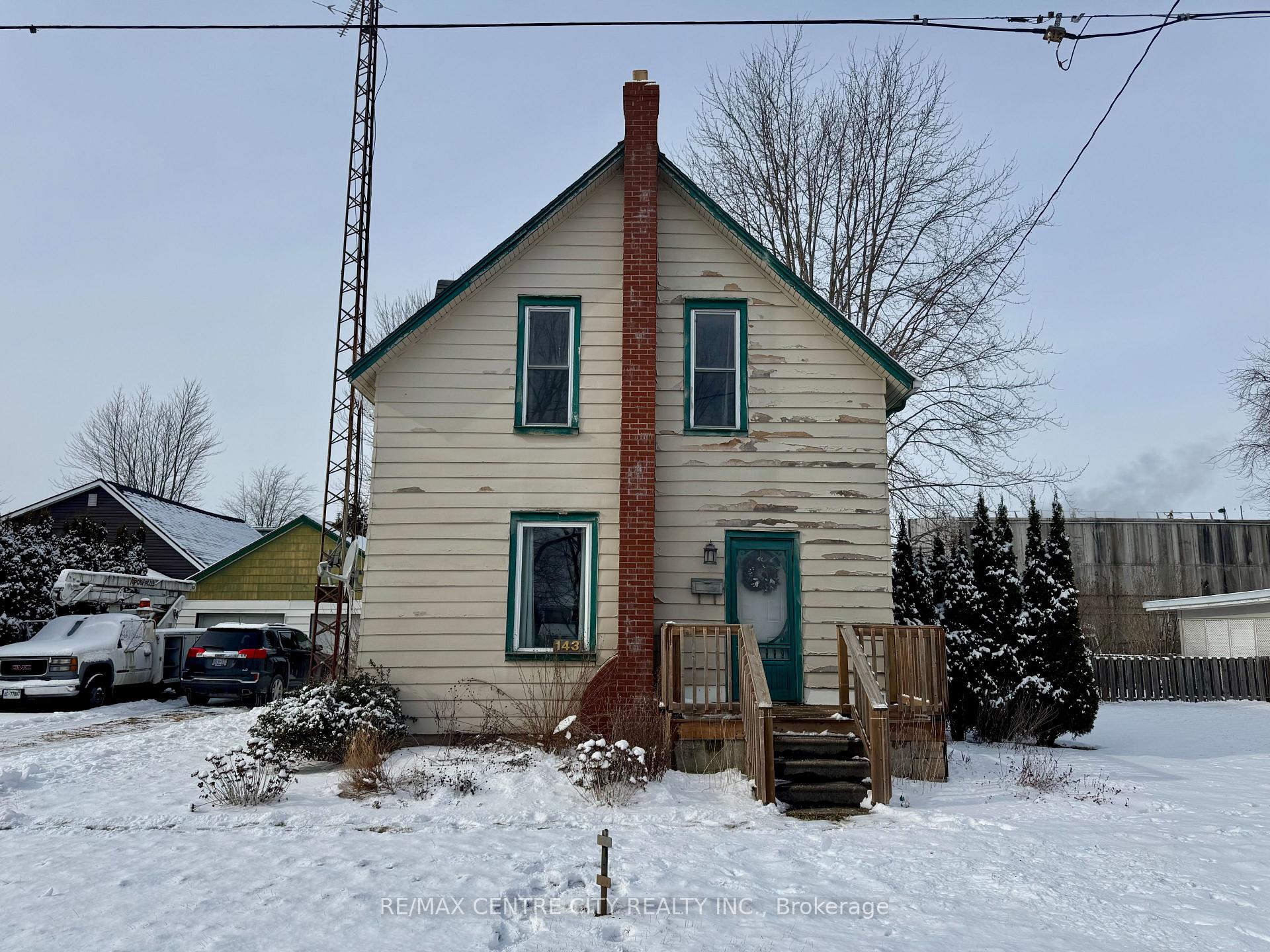Photo 2 of 143 Chestnut Street, West Elgin, West Lorne — HOMEH