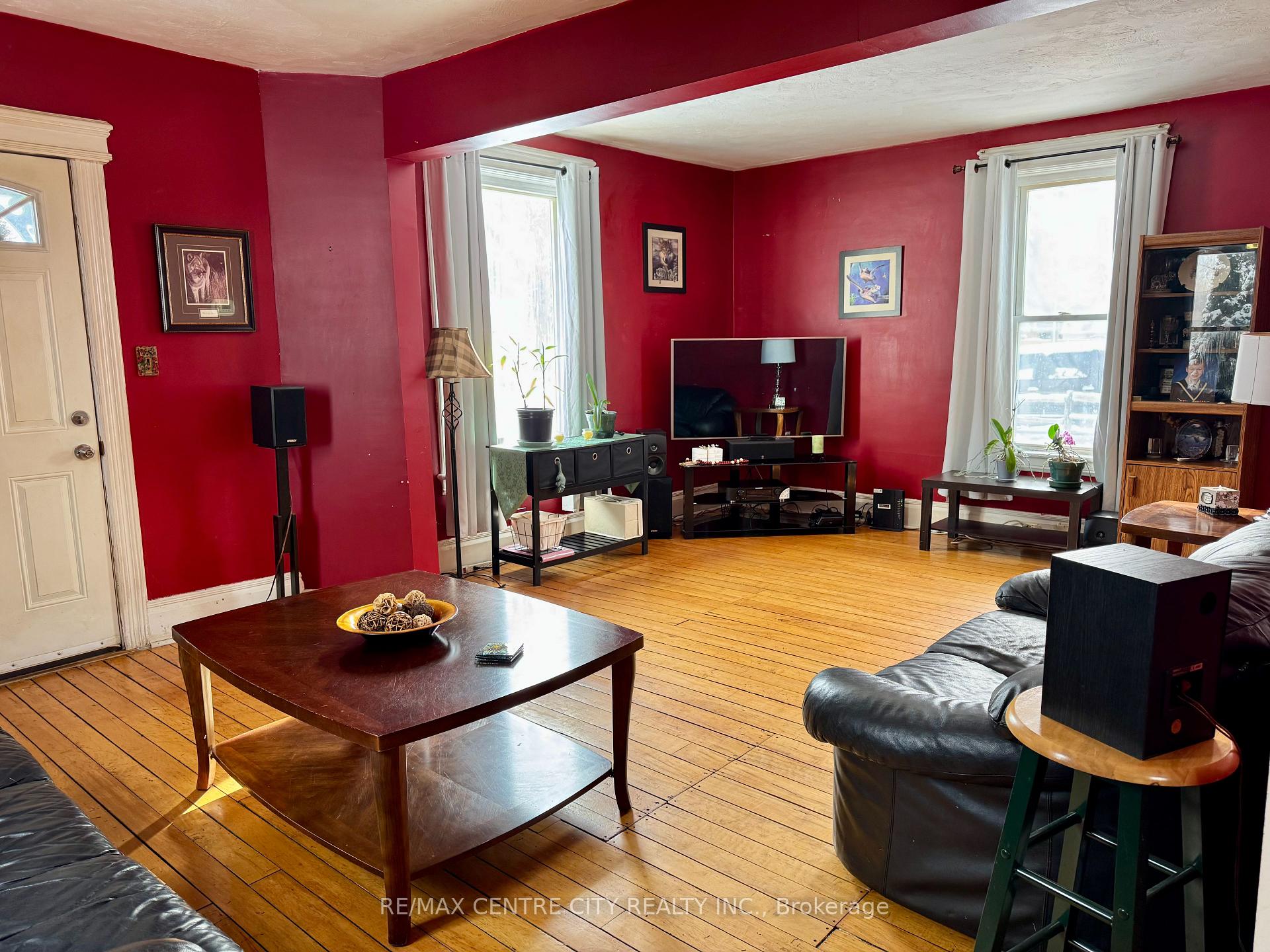 Photo 5 of 143 Chestnut Street, West Elgin, West Lorne — HOMEH
