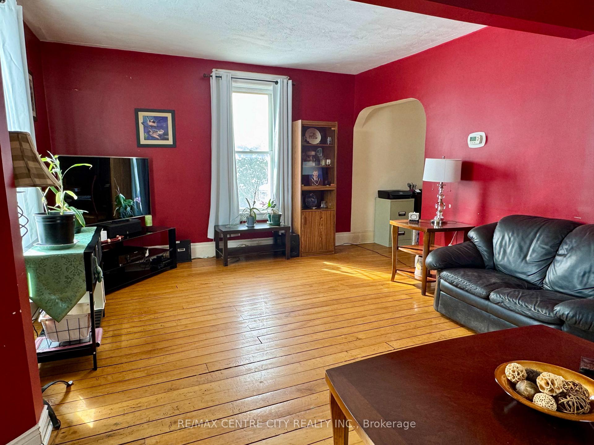 Photo 8 of 143 Chestnut Street, West Elgin, West Lorne — HOMEH