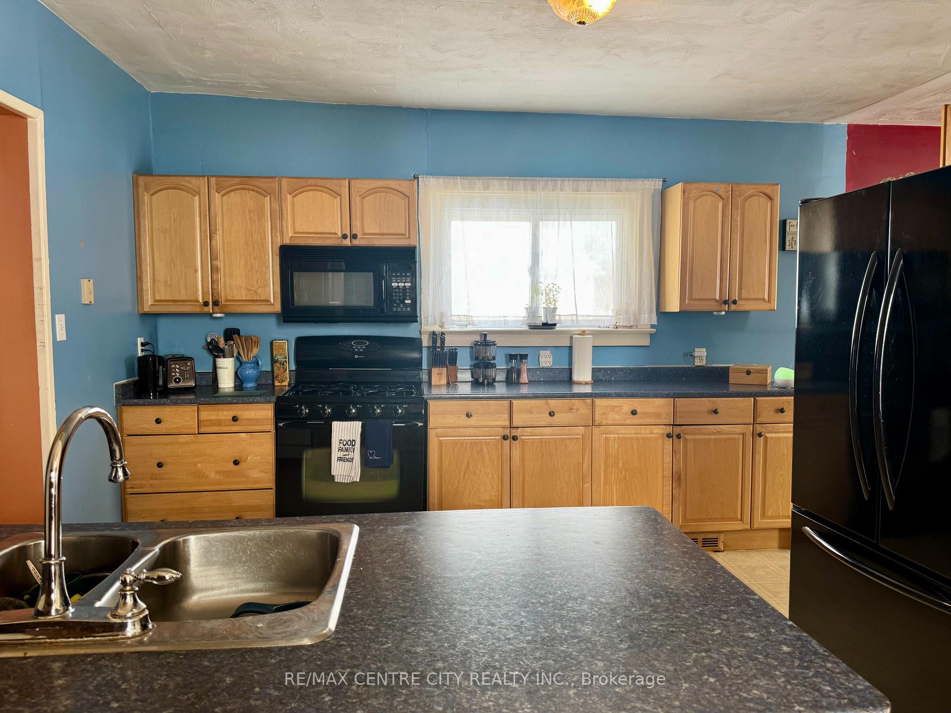 Photo 16 of 143 Chestnut Street, West Elgin, West Lorne — HOMEH