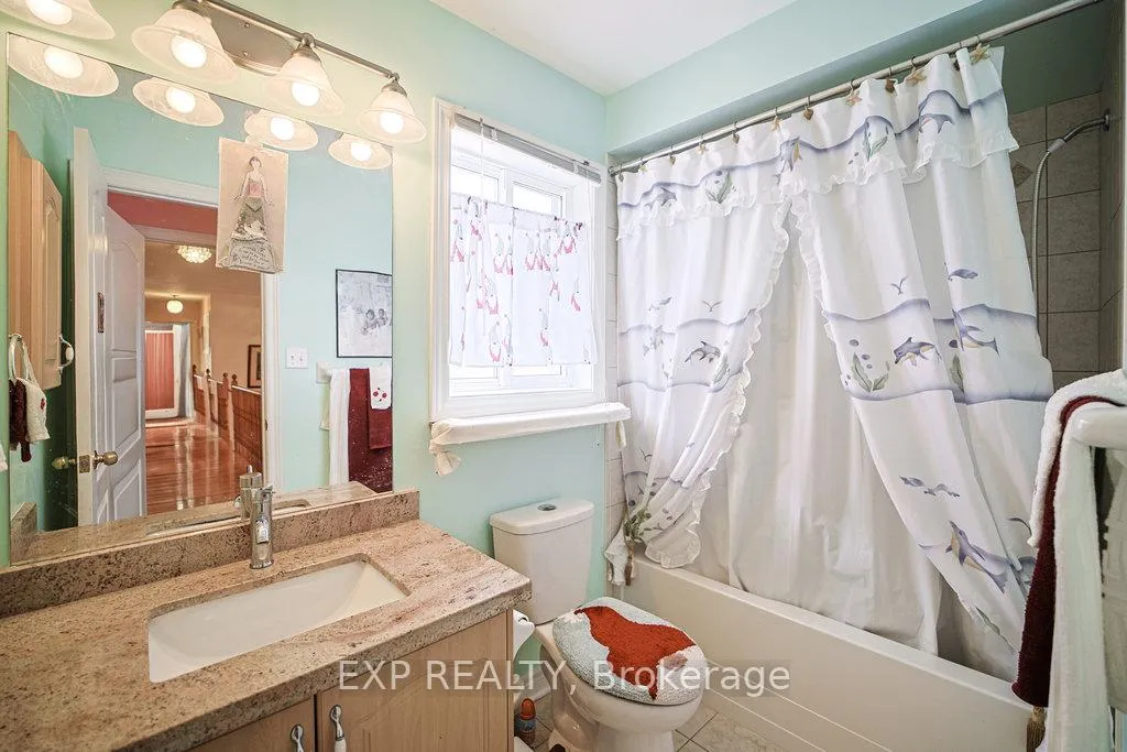Photo 22 of 27 Green Pine Crescent, Wasaga Beach — HOMEH