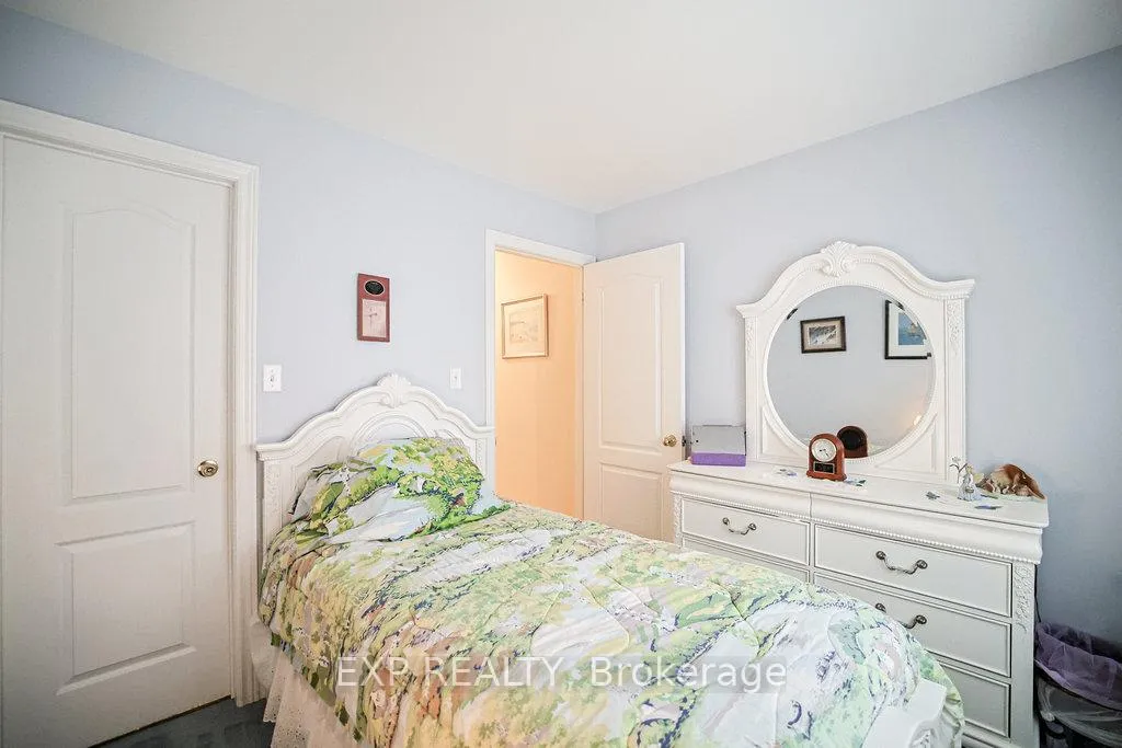 Photo 23 of 27 Green Pine Crescent, Wasaga Beach — HOMEH