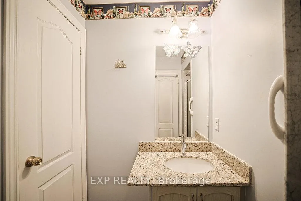 Photo 24 of 27 Green Pine Crescent, Wasaga Beach — HOMEH