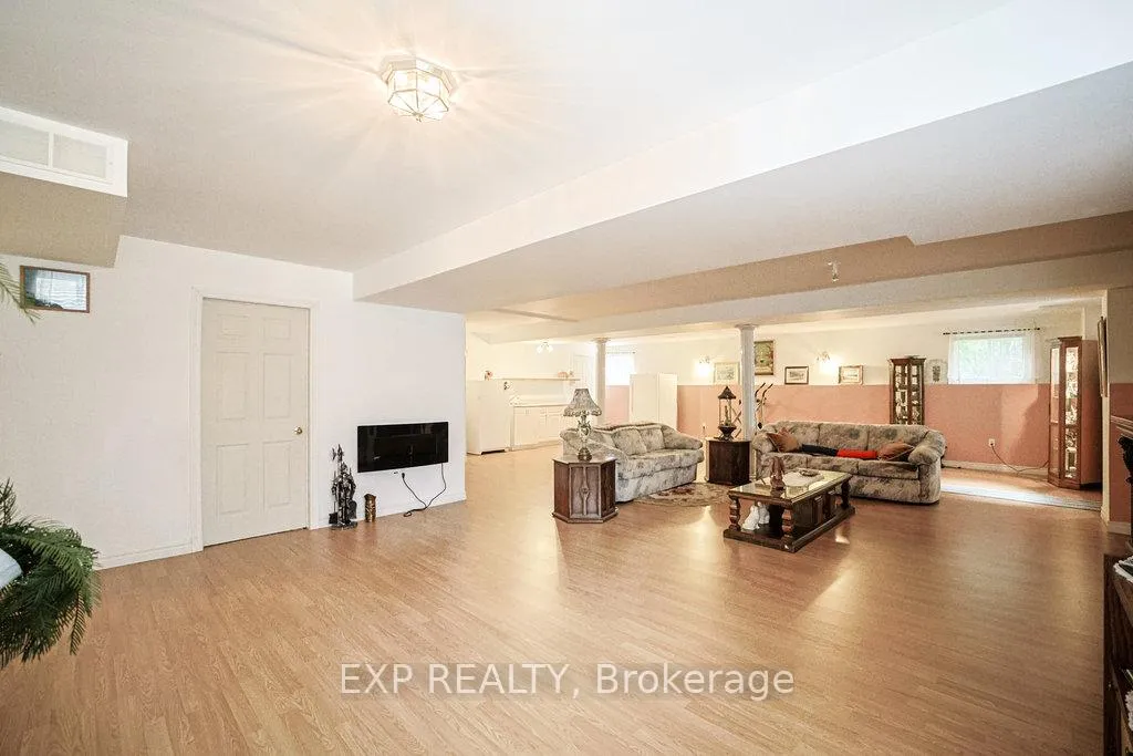 Photo 28 of 27 Green Pine Crescent, Wasaga Beach — HOMEH