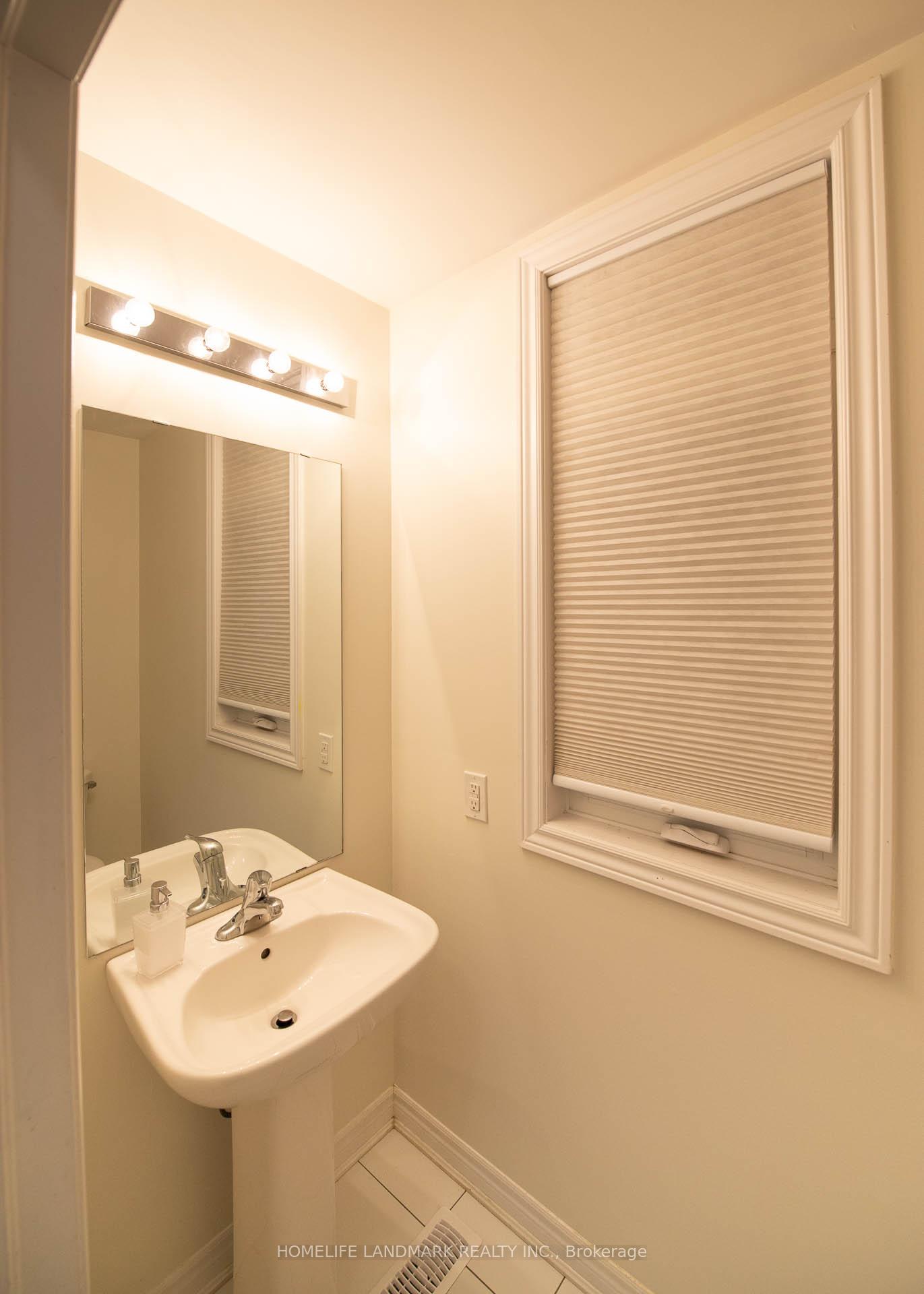 Photo 18 of 98 Farooq Boulevard, Vaughan, Vellore Village — HOMEH