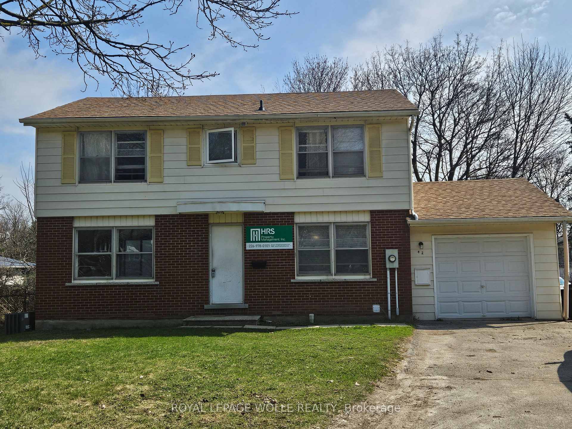 Photo 1 of 42 Cardill Crescent, Waterloo — HOMEH