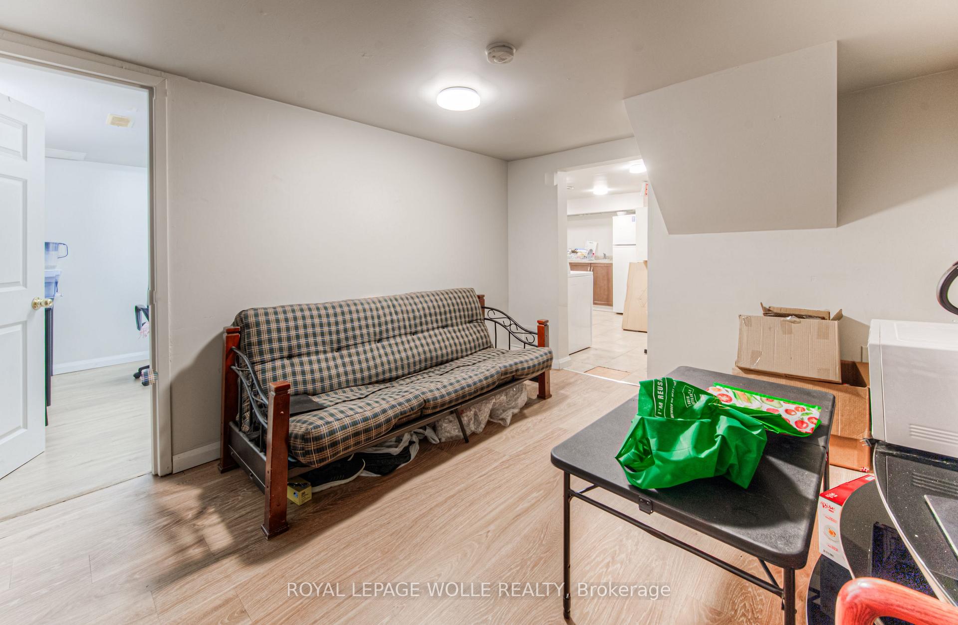 Photo 22 of 42 Cardill Crescent, Waterloo — HOMEH