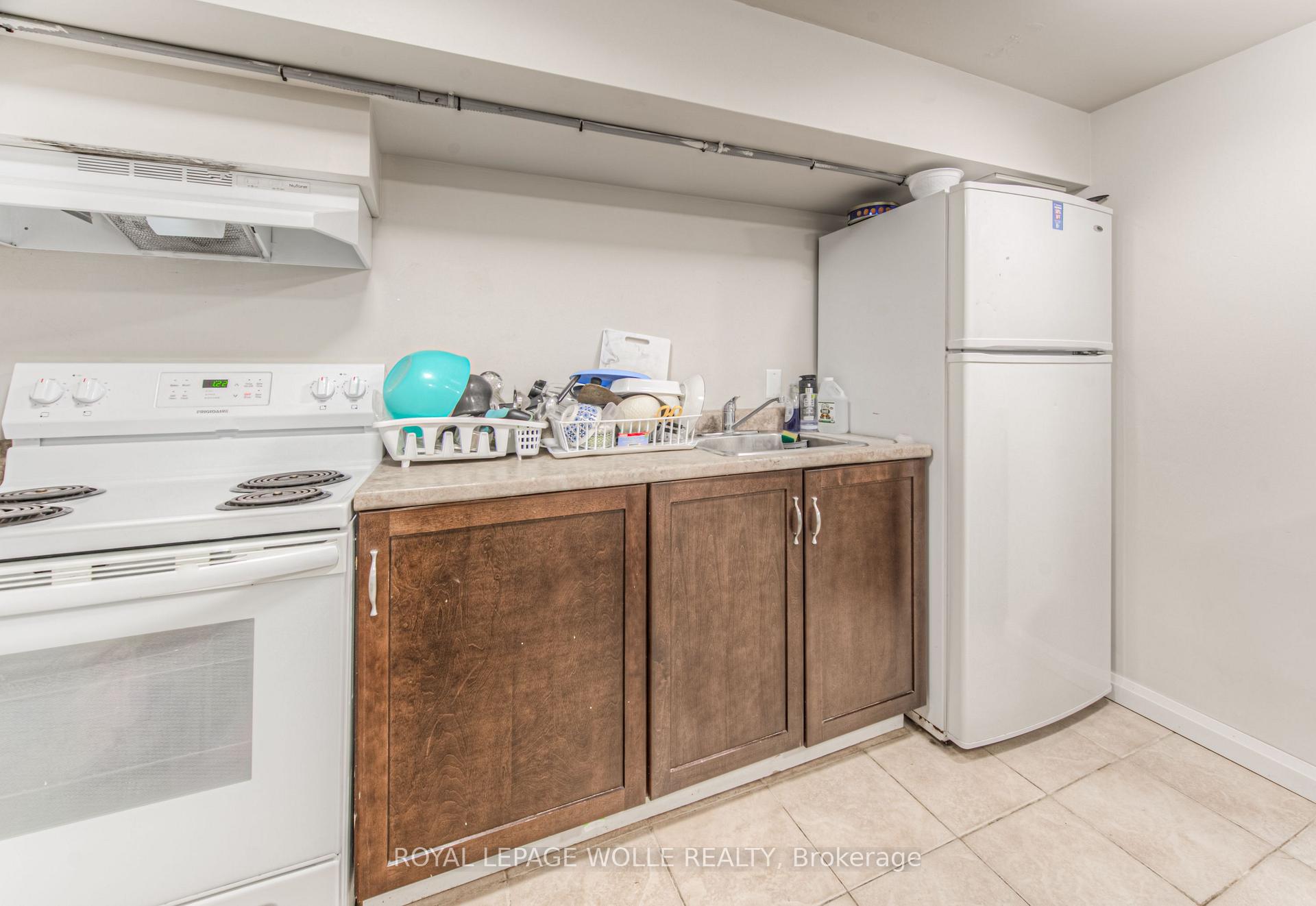 Photo 28 of 42 Cardill Crescent, Waterloo — HOMEH