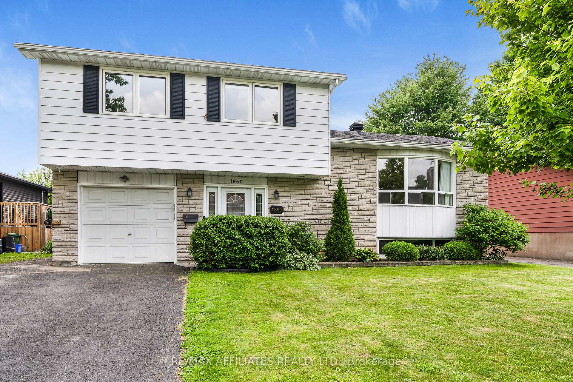 Photo 1 of 1860 Florida Avenue, Ottawa, Guildwood Estates - Urbandale Acres — HOMEH