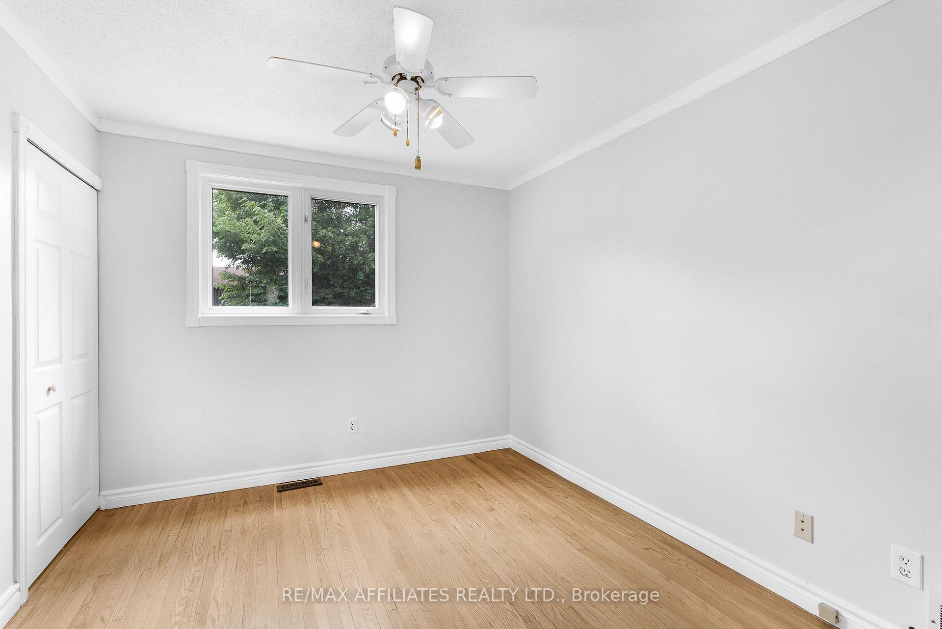 Photo 5 of 1860 Florida Avenue, Ottawa, Guildwood Estates - Urbandale Acres — HOMEH
