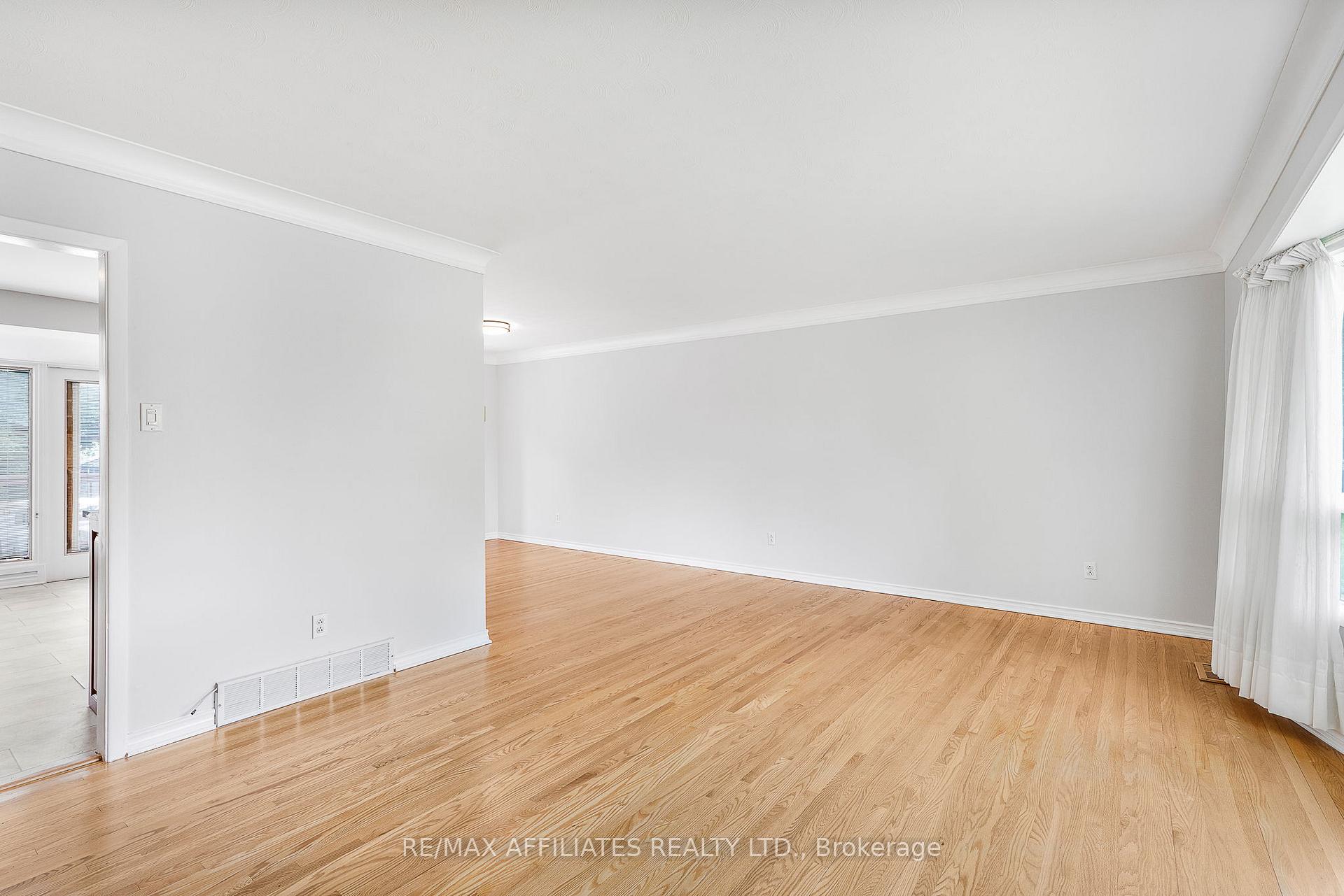 Photo 7 of 1860 Florida Avenue, Ottawa, Guildwood Estates - Urbandale Acres — HOMEH