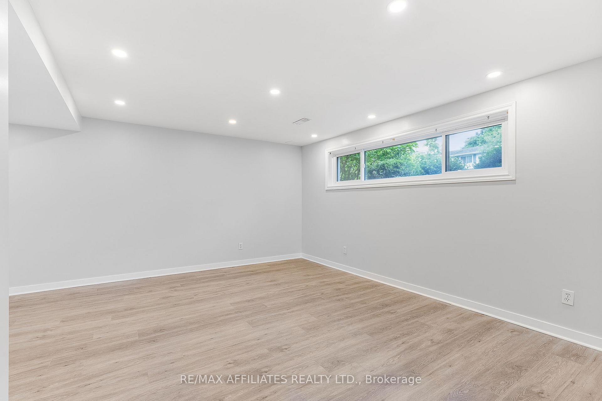 Photo 23 of 1860 Florida Avenue, Ottawa, Guildwood Estates - Urbandale Acres — HOMEH