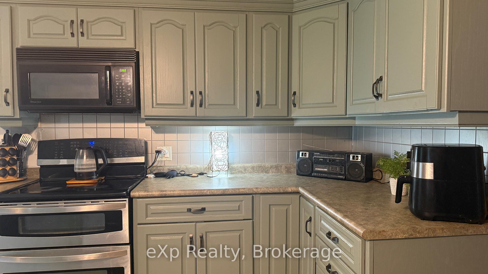 Photo 7 of 182 4th Street SW, Arran-Elderslie — HOMEH