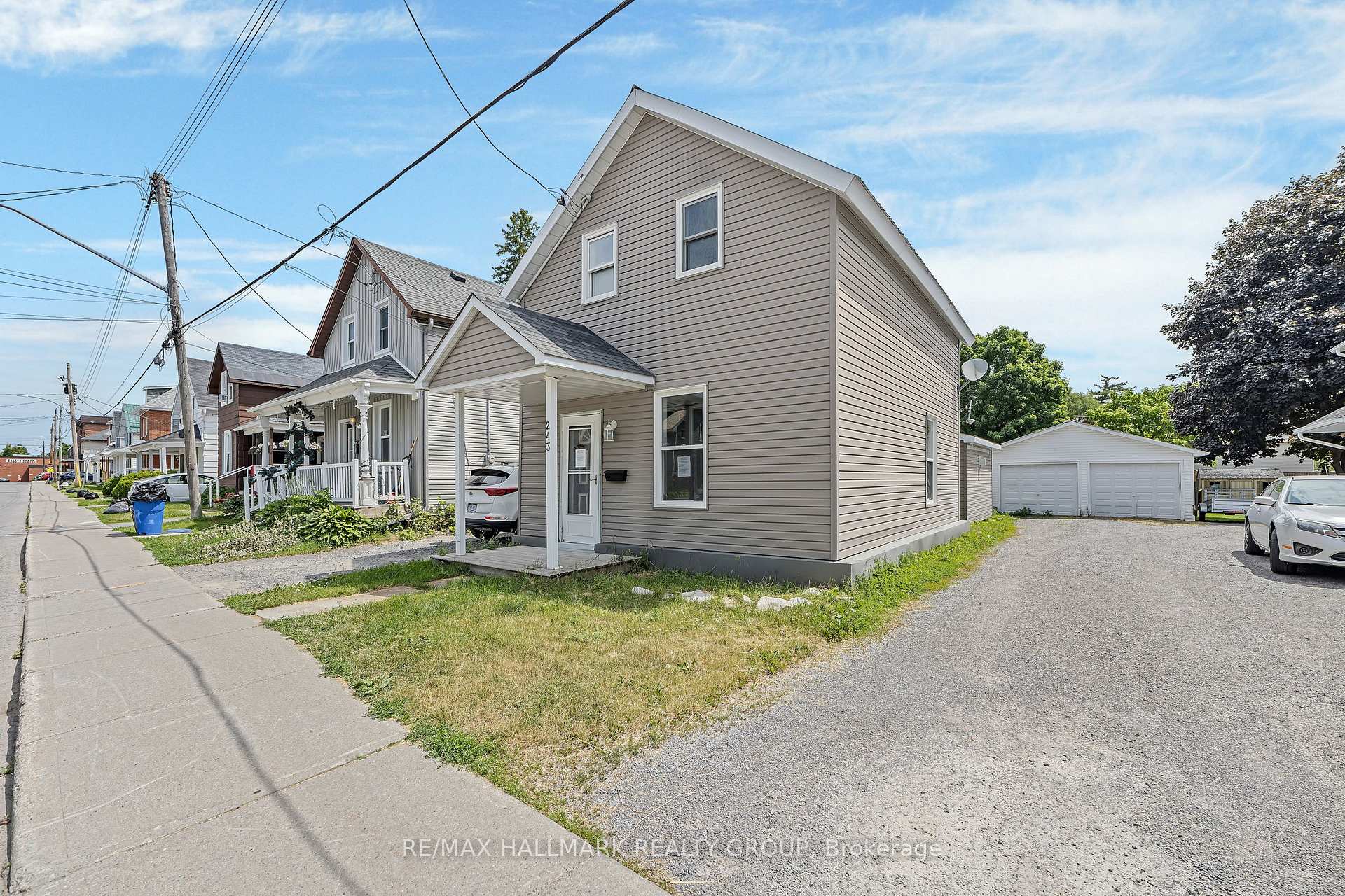 Photo 1 of 243 Harriet Street, Arnprior — HOMEH
