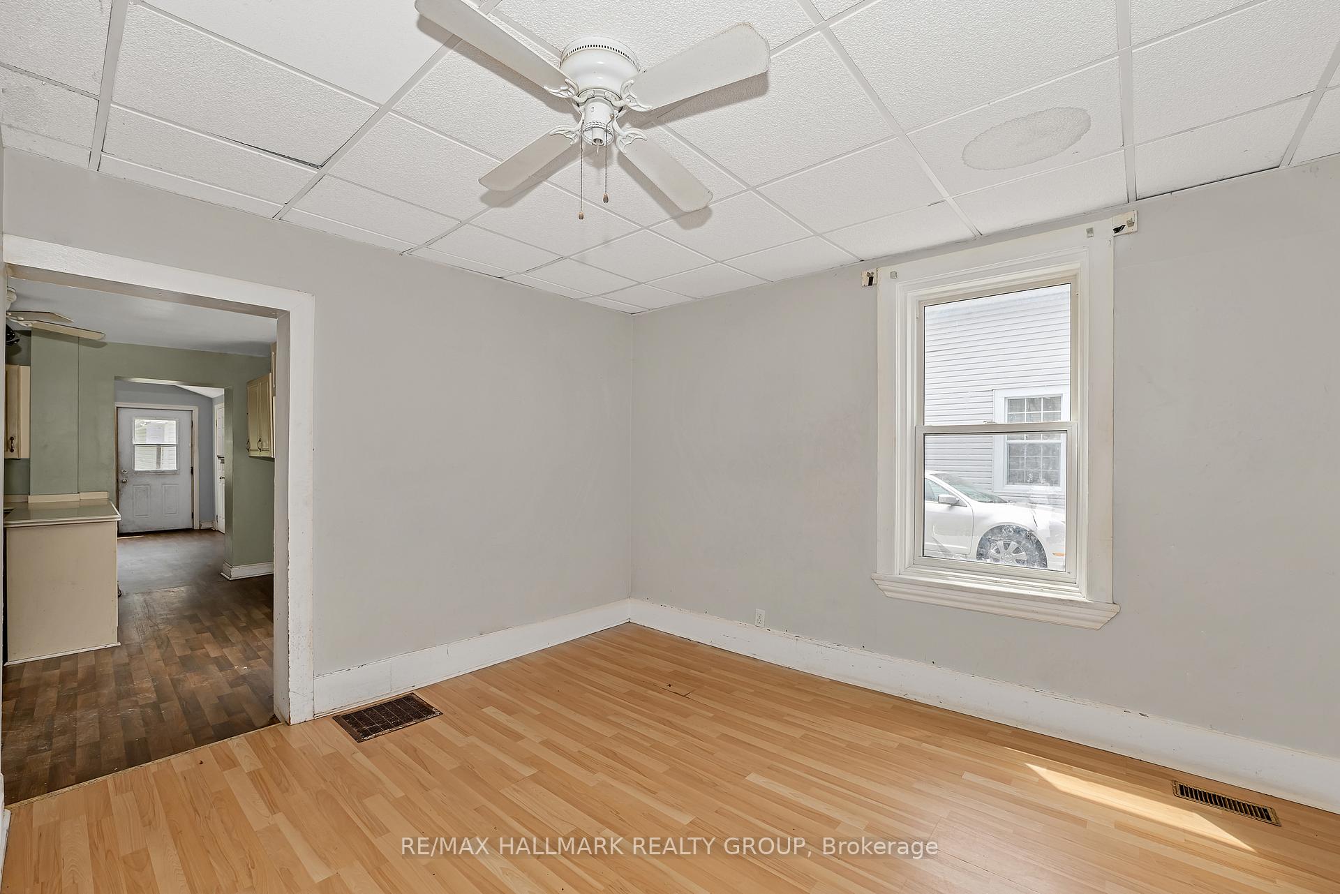 Photo 23 of 243 Harriet Street, Arnprior — HOMEH
