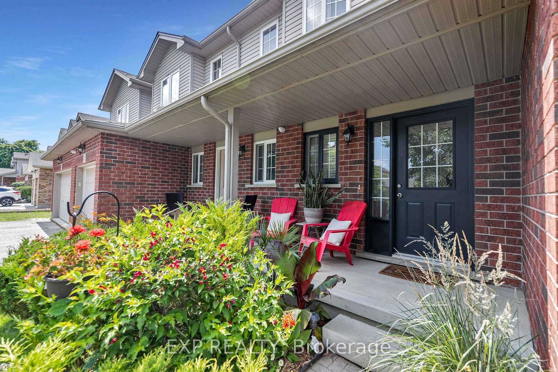 Photo 2 of 474 Colt Street, Waterloo — HOMEH