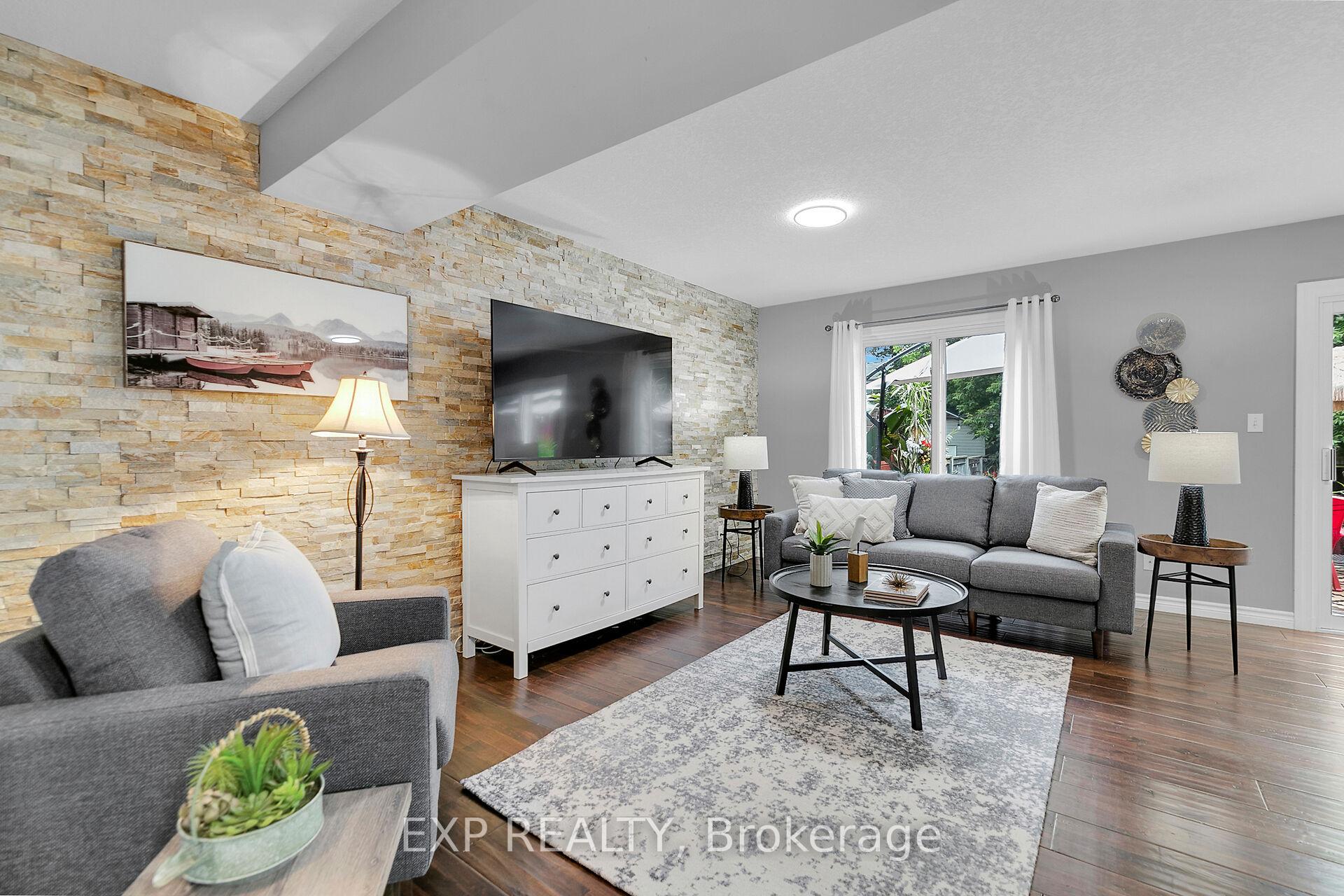 Photo 7 of 474 Colt Street, Waterloo — HOMEH