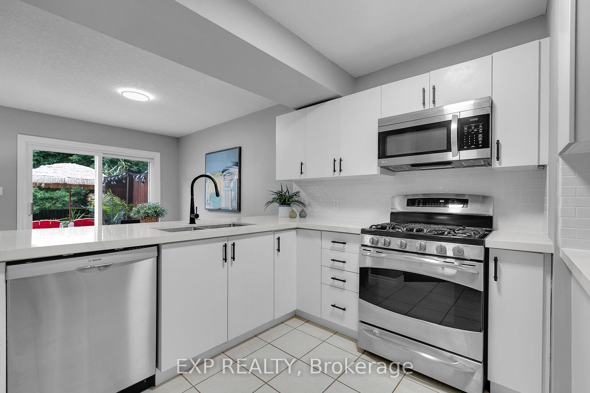 Photo 15 of 474 Colt Street, Waterloo — HOMEH