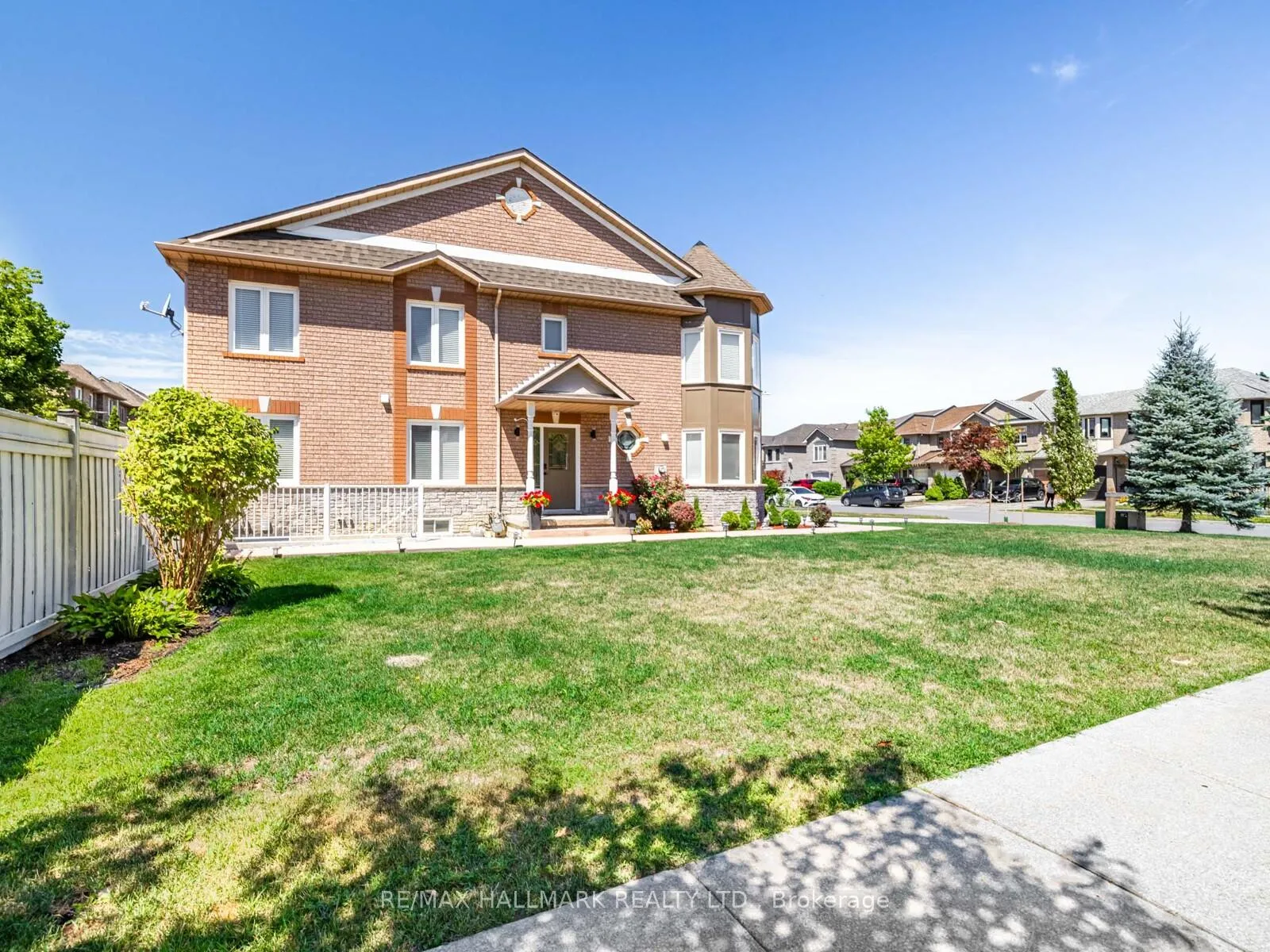 Photo 2 of Unit (BSMT), 2 Michelle Drive, Vaughan, East Woodbridge — HOMEH