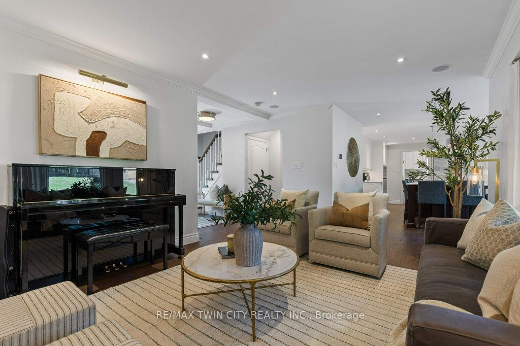 Photo 3 of 291 Lourdes Street, Waterloo — HOMEH