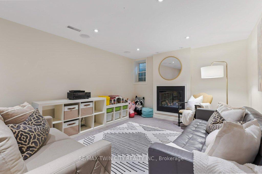 Photo 23 of 291 Lourdes Street, Waterloo — HOMEH
