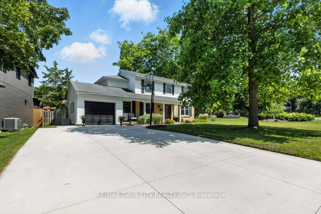 Photo 33 of 291 Lourdes Street, Waterloo — HOMEH