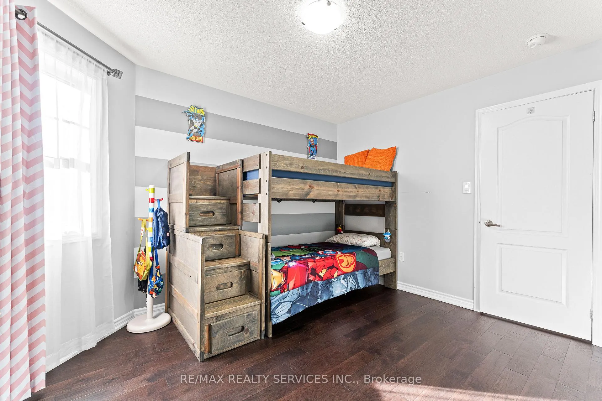 Photo 32 of 13 Fenchurch Drive, Brampton, Northwest Brampton — HOMEH