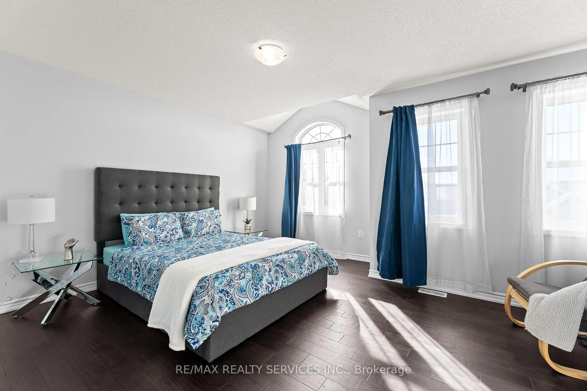 Photo 34 of 13 Fenchurch Drive, Brampton, Northwest Brampton — HOMEH