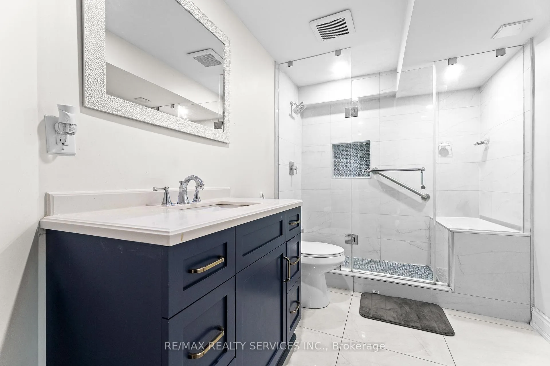 Photo 42 of 13 Fenchurch Drive, Brampton, Northwest Brampton — HOMEH