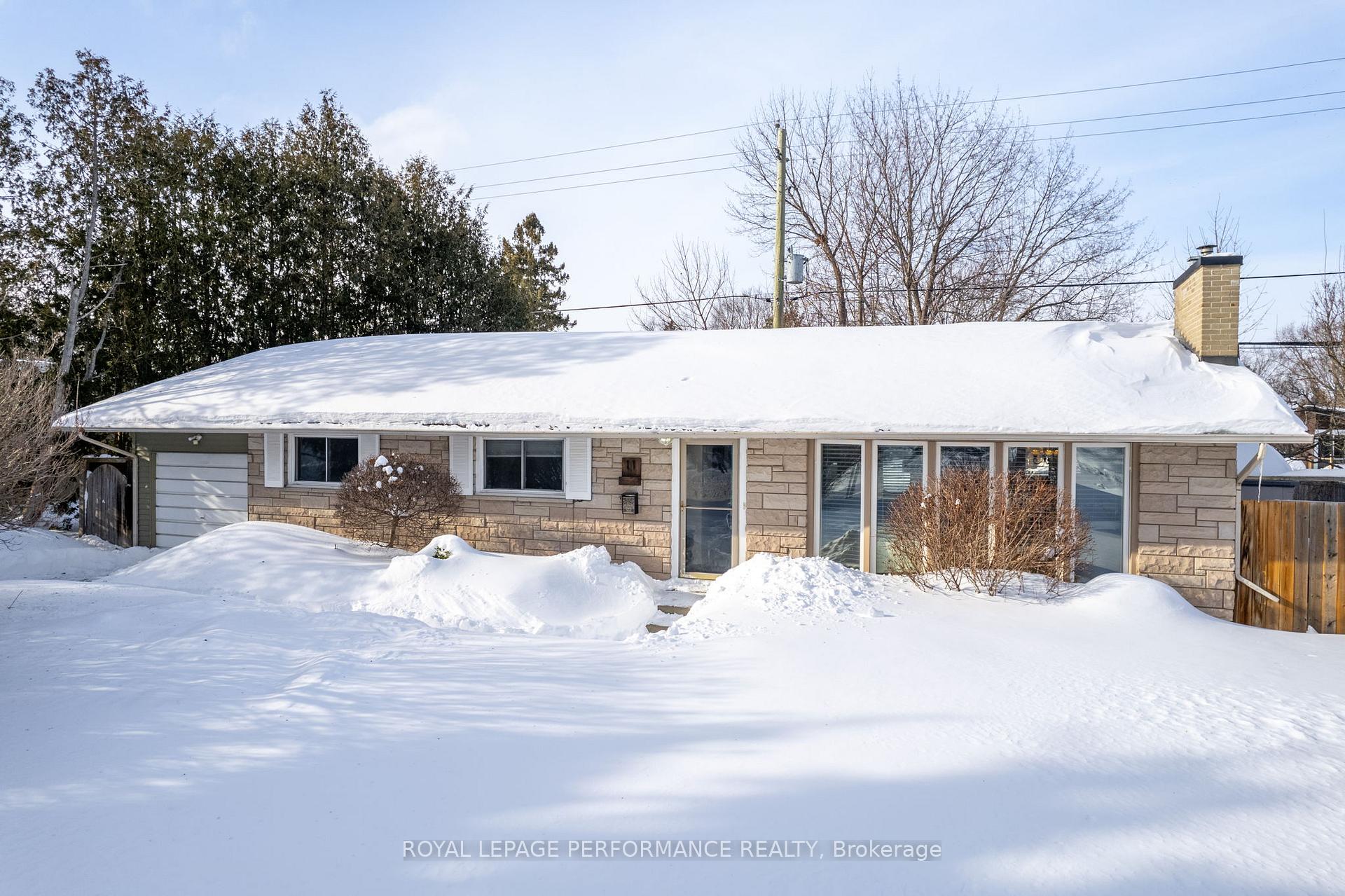 Photo 1 of 11 Evergreen Drive, Ottawa, Lynwood Village — HOMEH