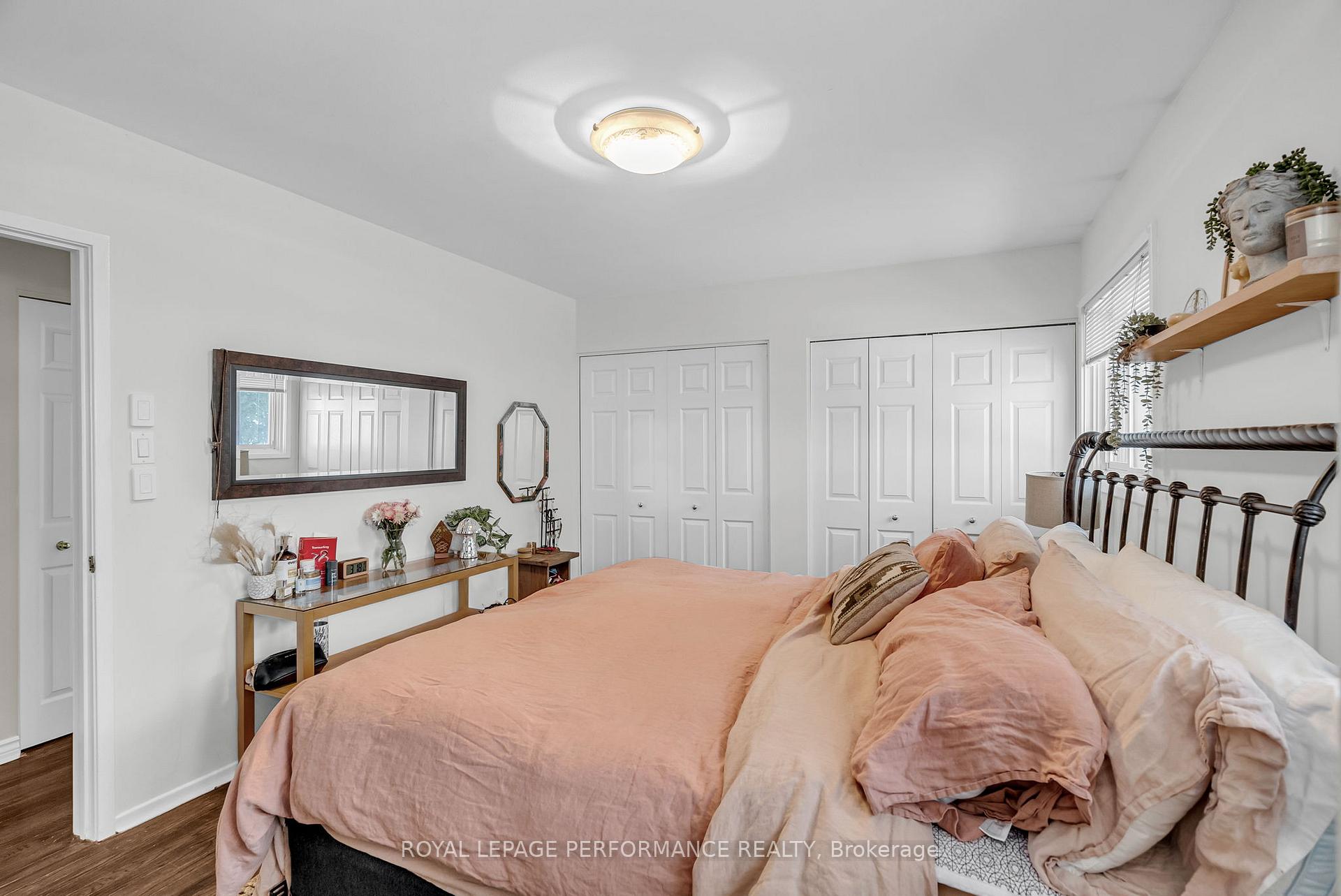 Photo 17 of 11 Evergreen Drive, Ottawa, Lynwood Village — HOMEH