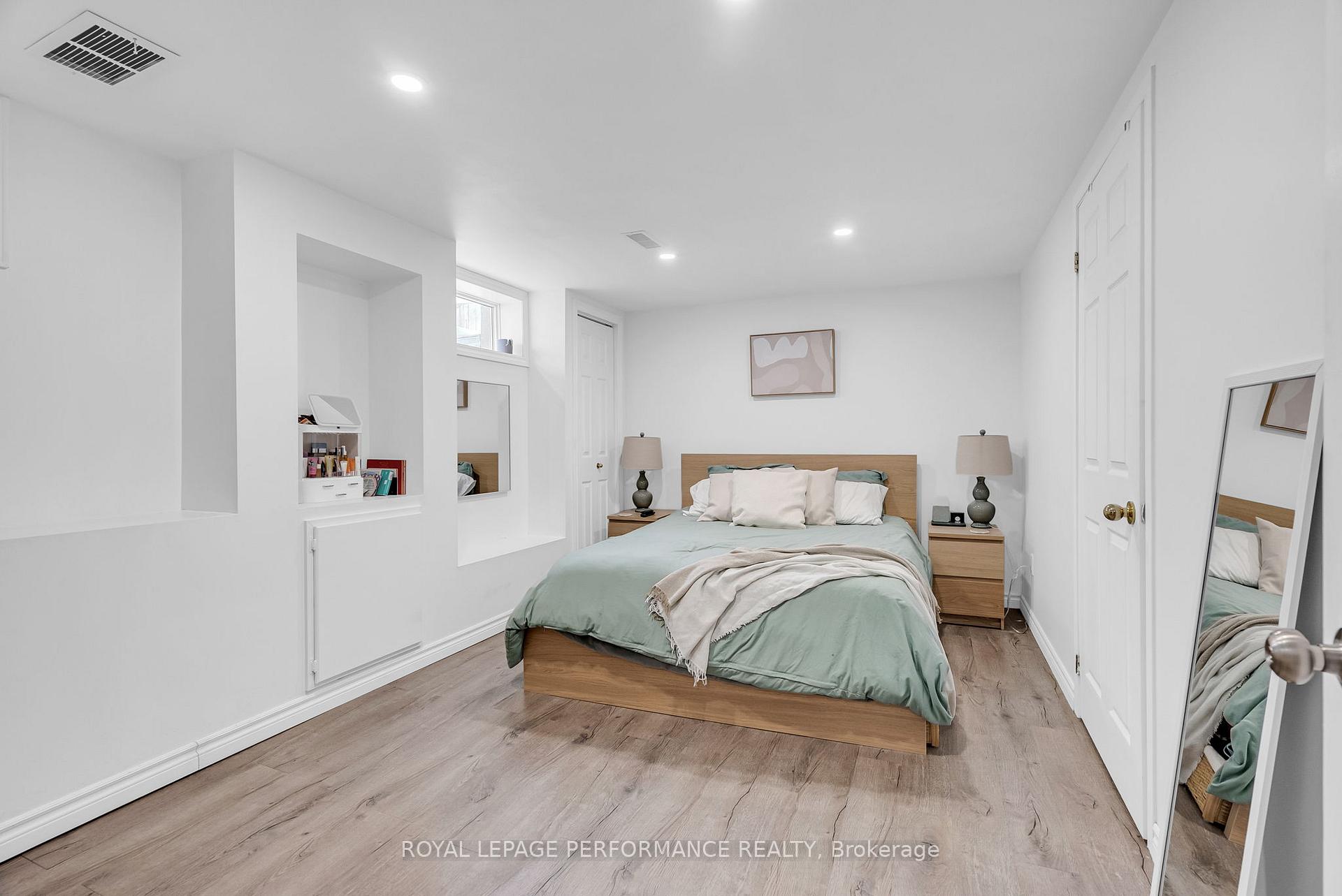 Photo 31 of 11 Evergreen Drive, Ottawa, Lynwood Village — HOMEH