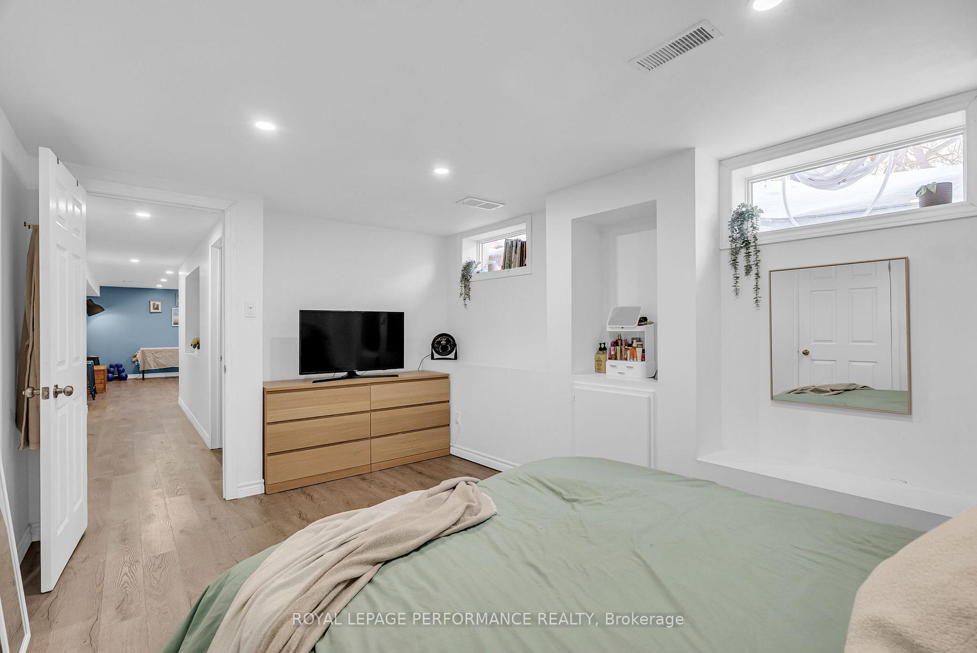 Photo 29 of 11 Evergreen Drive, Ottawa, Lynwood Village — HOMEH