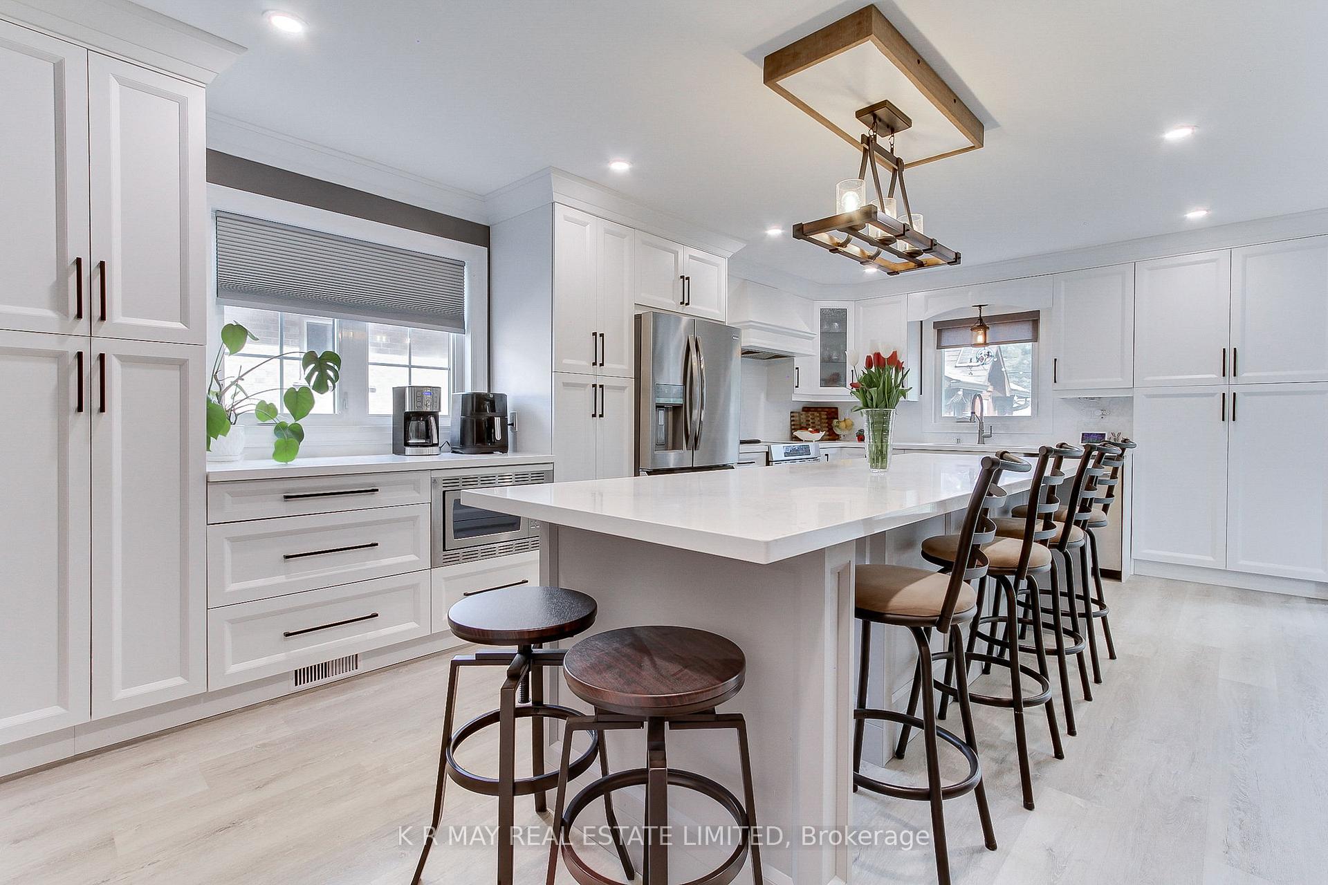 Photo 9 of 41 Enzo Crescent, Uxbridge — HOMEH