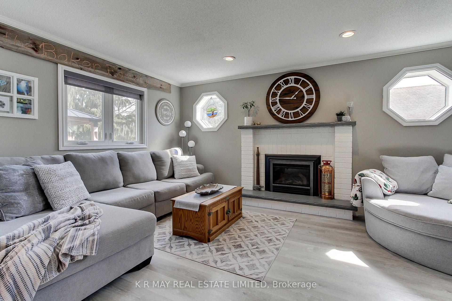 Photo 18 of 41 Enzo Crescent, Uxbridge — HOMEH