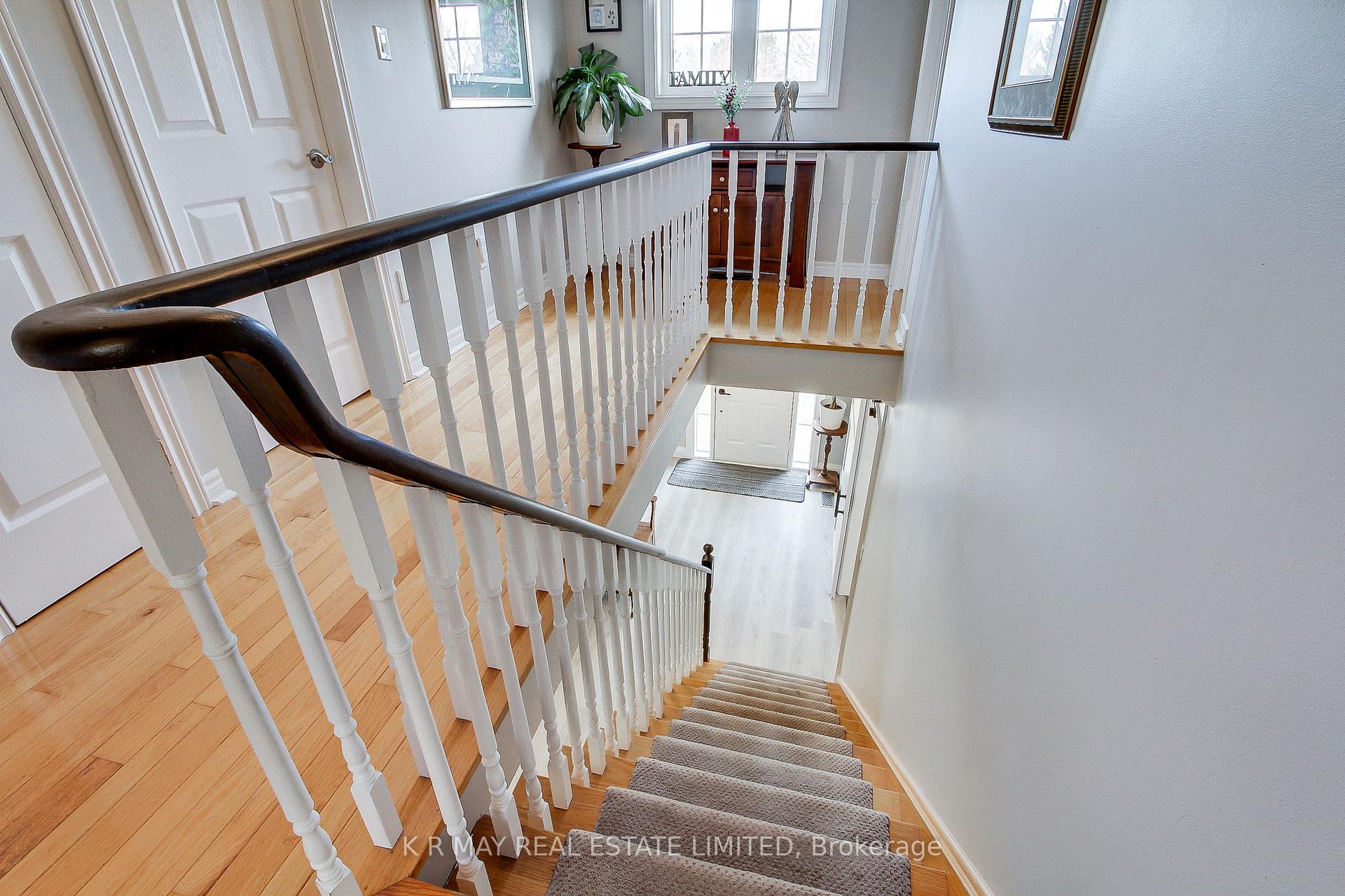 Photo 23 of 41 Enzo Crescent, Uxbridge — HOMEH