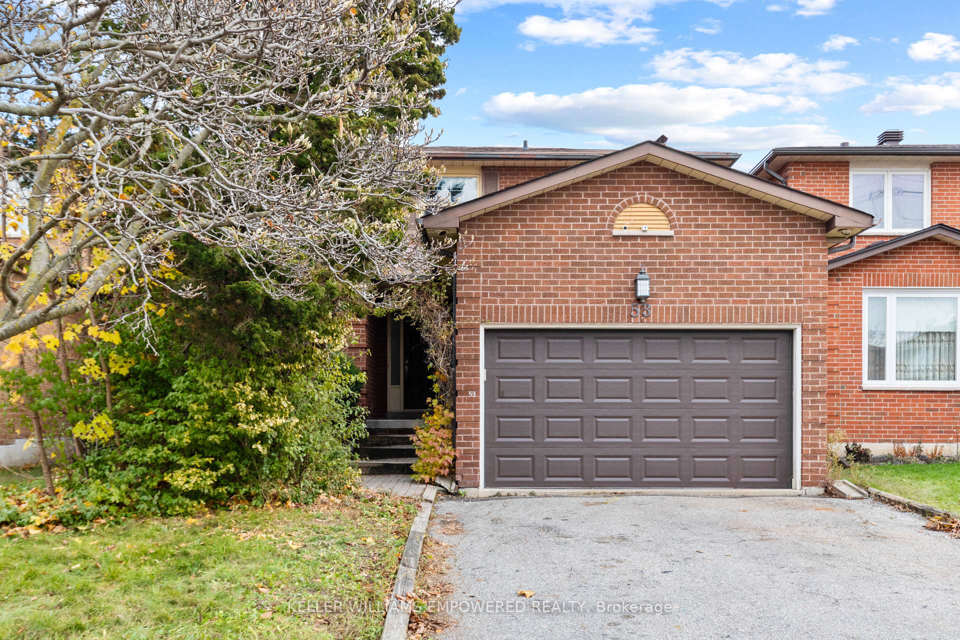 Photo 2 of 53 Anthony Lane, Vaughan, Glen Shields — HOMEH