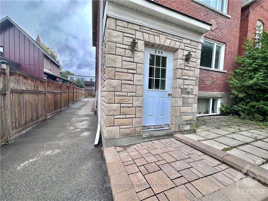 Photo 2 of 208 Cambridge Street N, Ottawa, West Centre Town — HOMEH