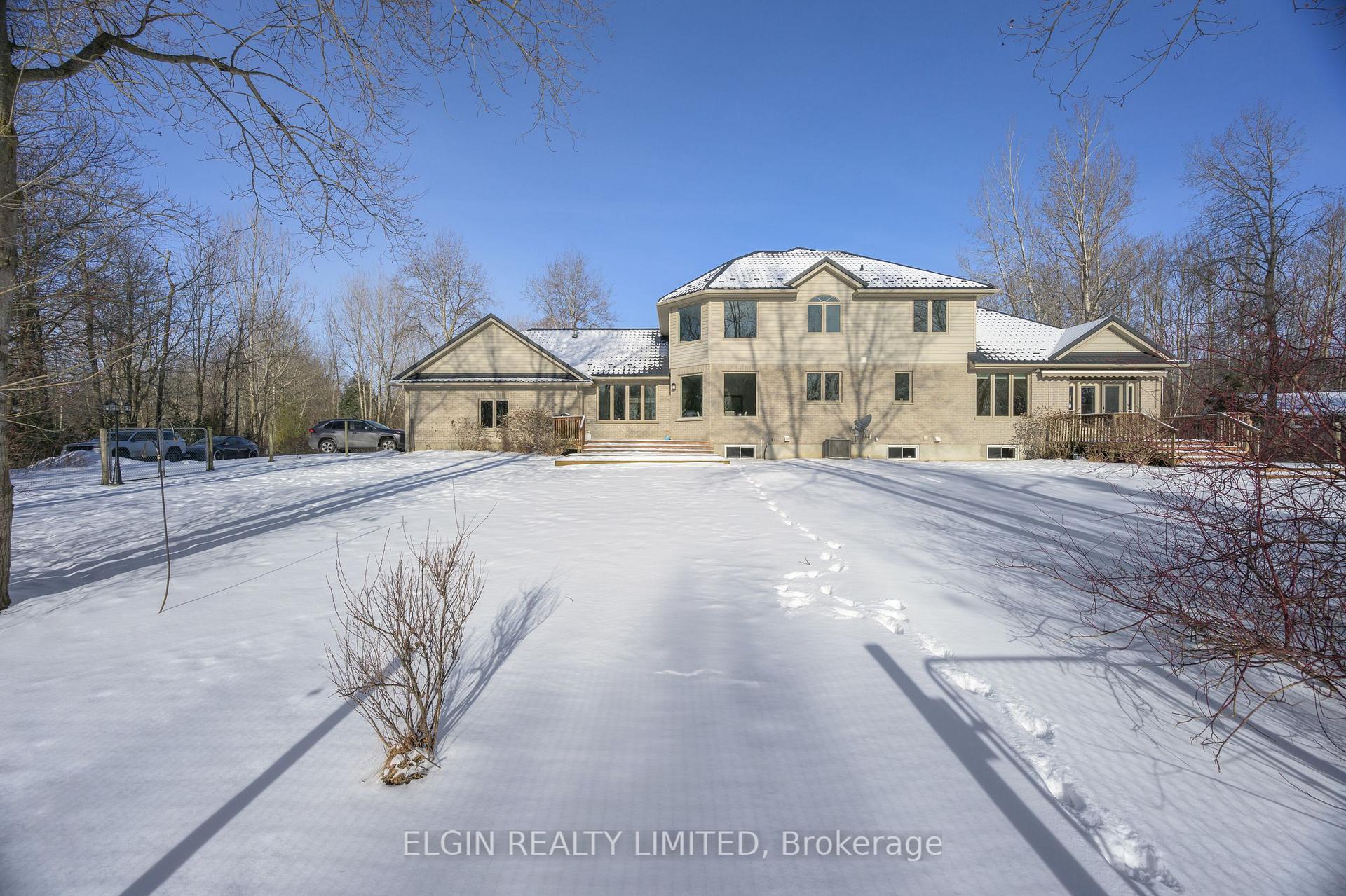 Photo 35 of 25129 Gray Line Rr2, West Elgin, Eagle — HOMEH