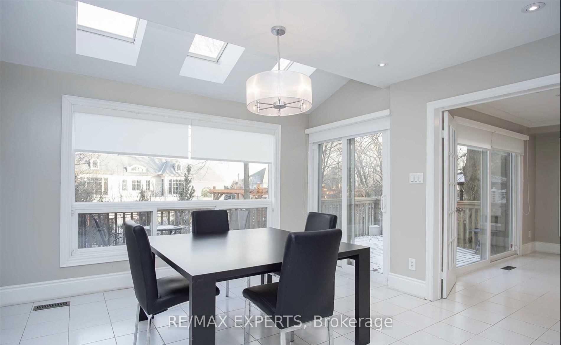 Photo 6 of 33 Rose Green Drive, Vaughan, Uplands — HOMEH